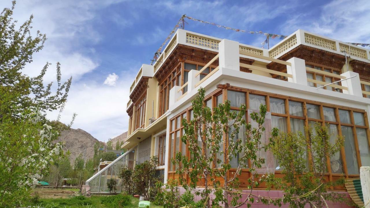 The Willow House Leh Exterior photo